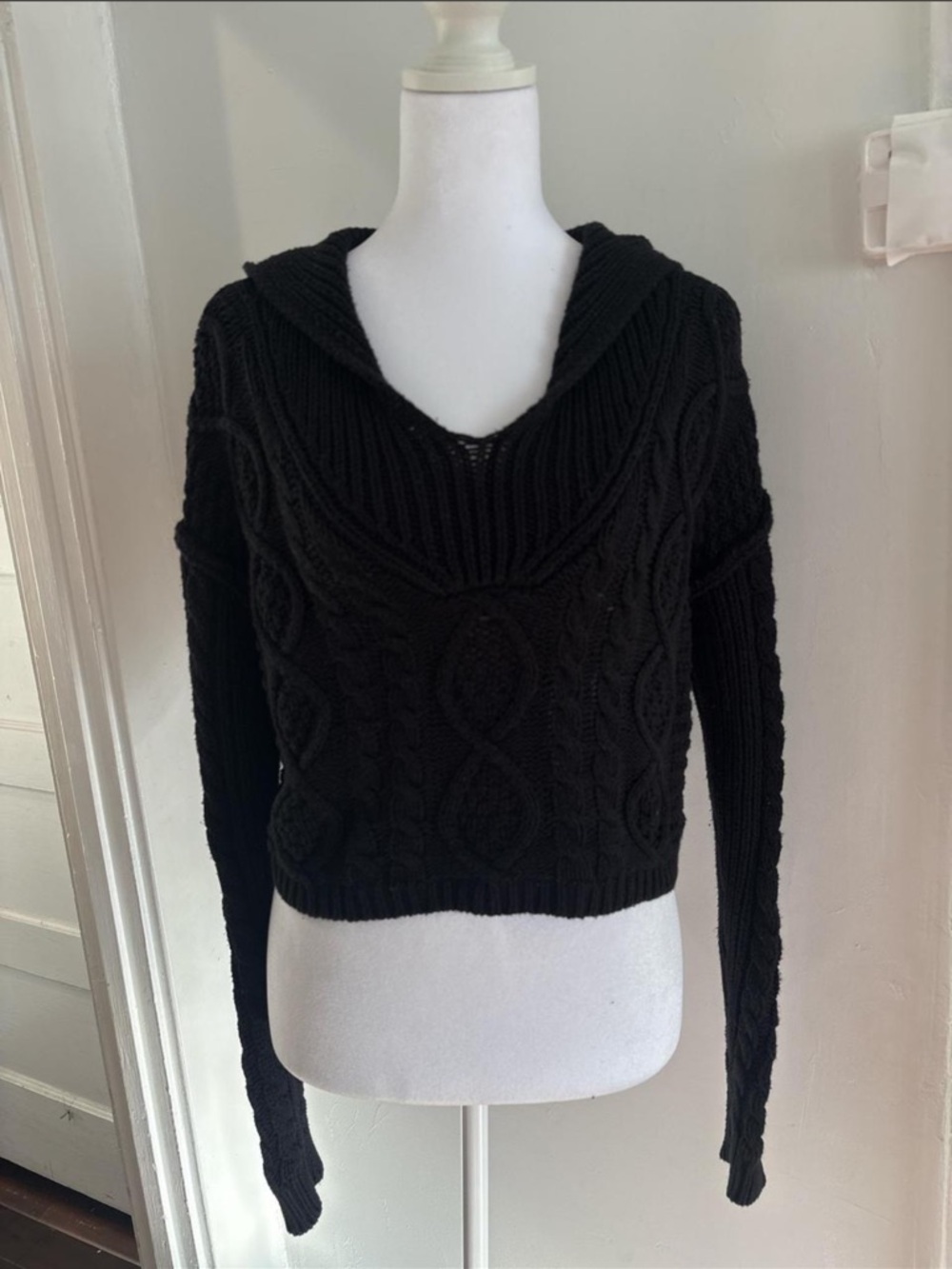 Aeropostale Black V-Neck Cable Knit Hoodie Sweater
